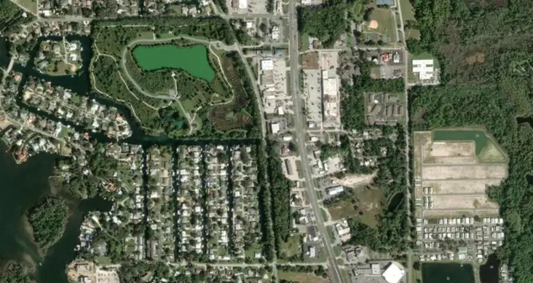 Satellite map of the canal route from the Crystal River Kayak Company dock to Three Sisters Springs